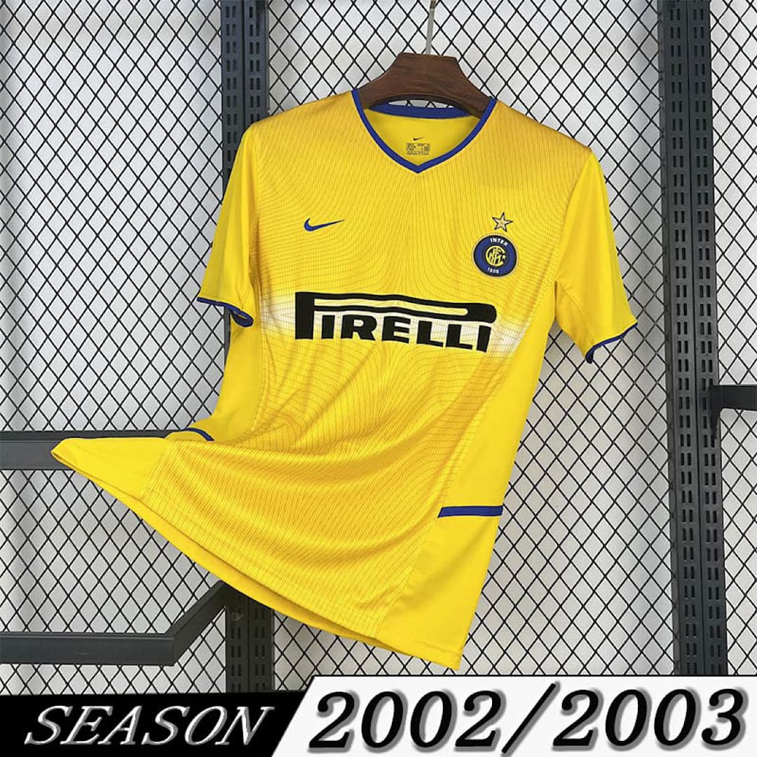 Camisa Retrô Inter de Milão 2002/03 Away — Inter de Milão