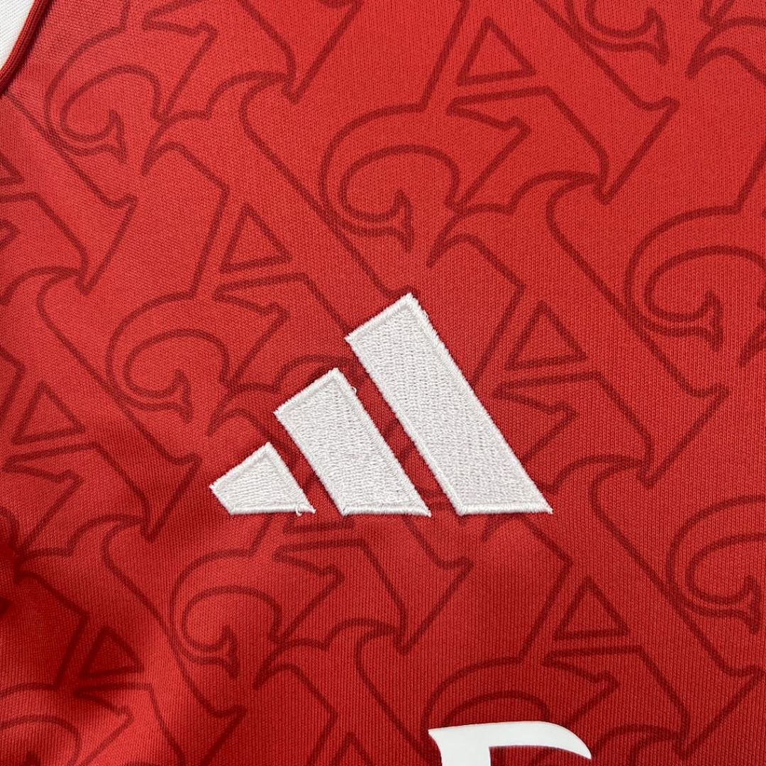 Camisa Arsenal Home 2025/26 Feminina 4