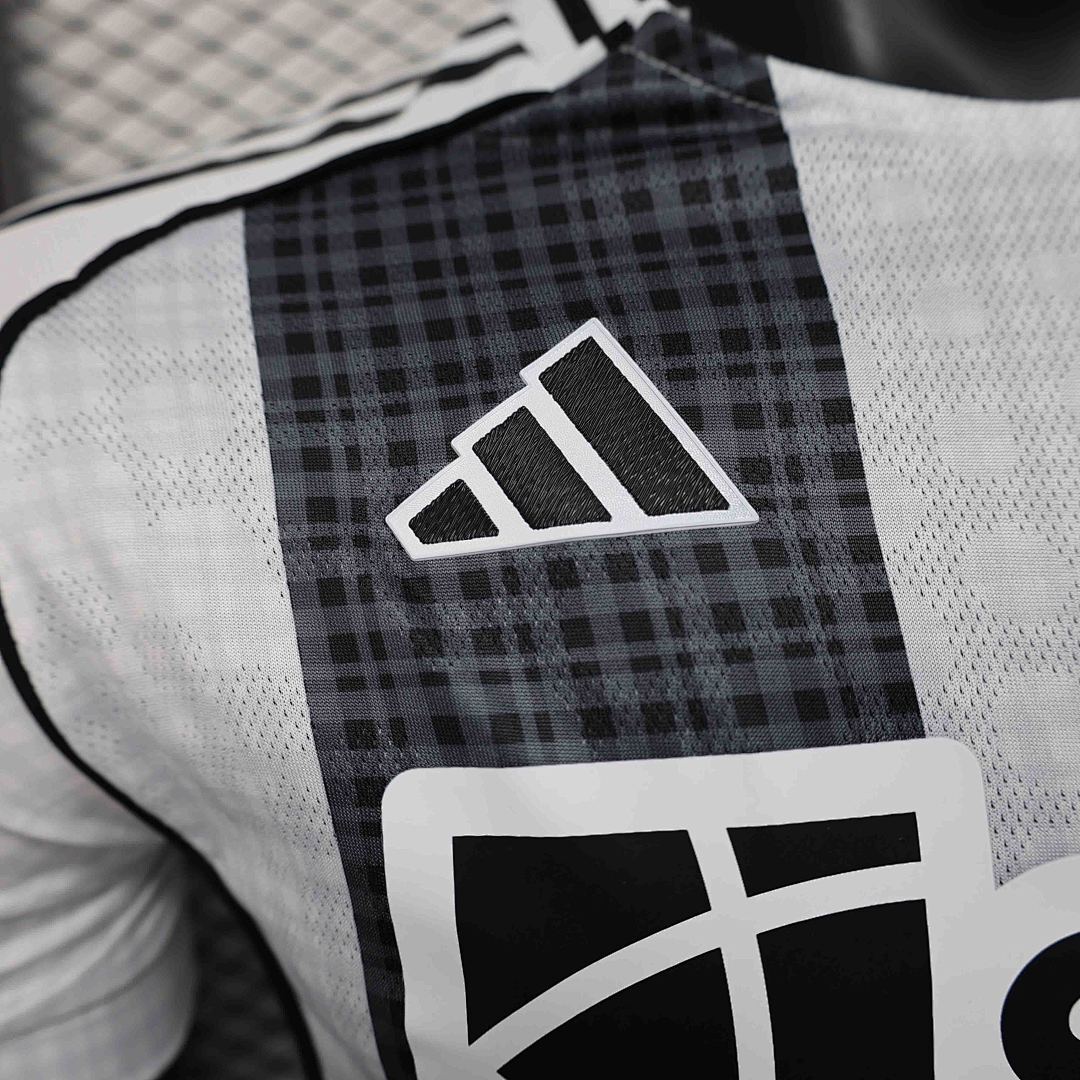 Camisa Newcastle United Home 2025/26 — Versão Jogador 2
