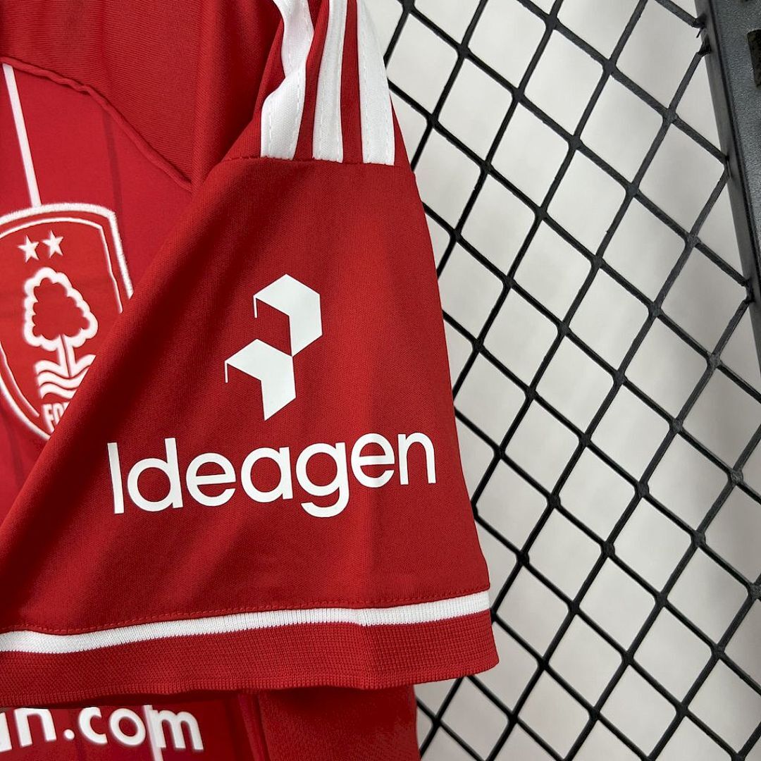 Camisa Nottingham Forest Home 2025/26 2