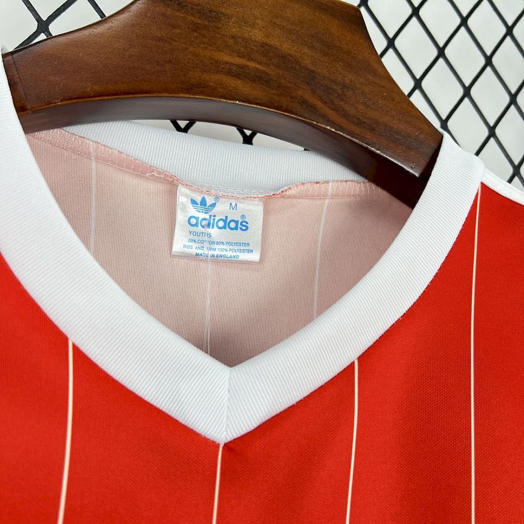 Camisa Retrô Nottingham Forest 1982/84 7