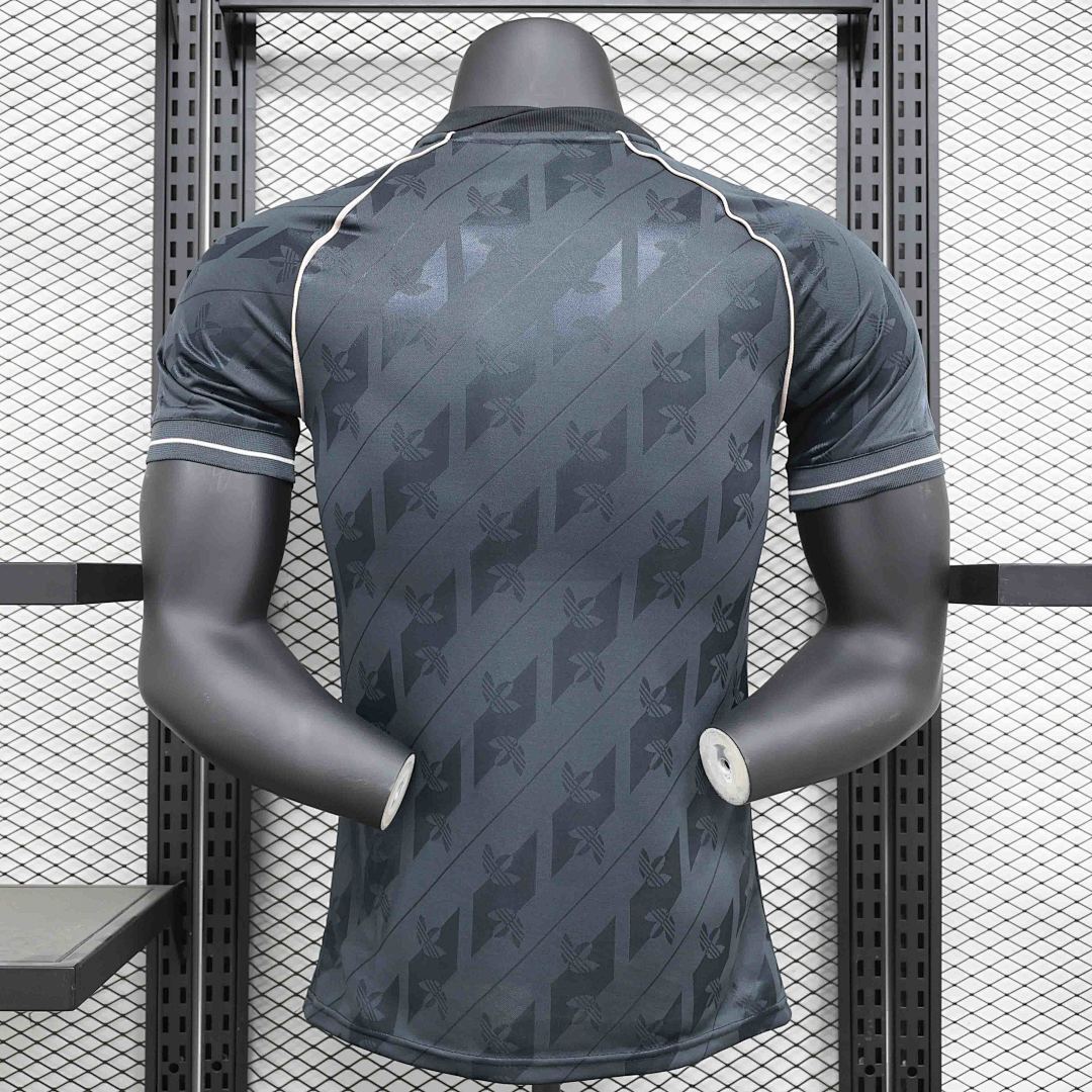 Camisa Retrô Real Madrid 2004/05 5