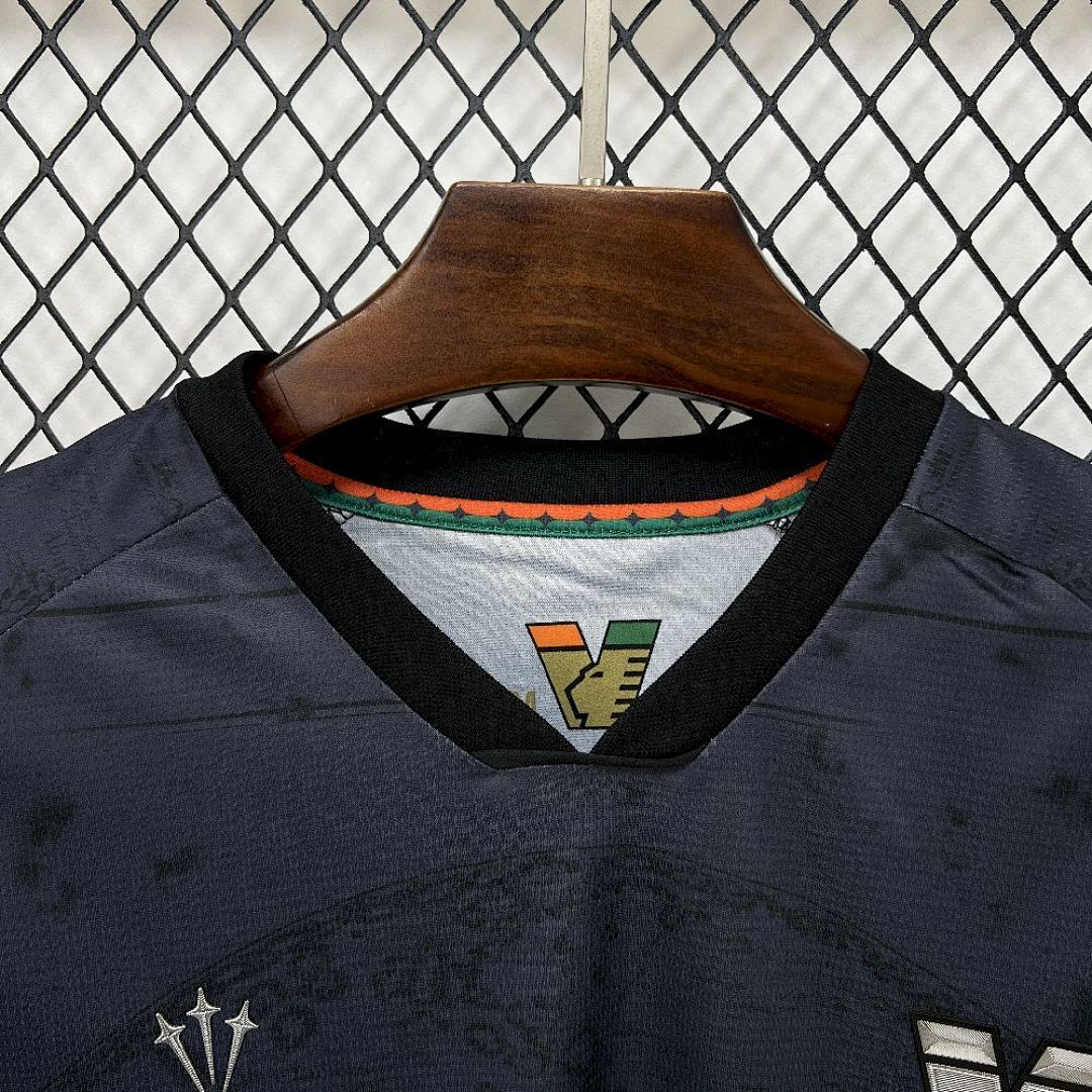Camisa Venezia FC Home 2025/26 5