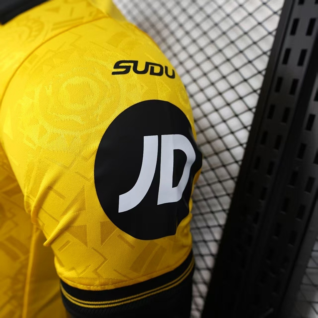 Camisa Wolverhampton Wanderers Player Home 2025/26 5