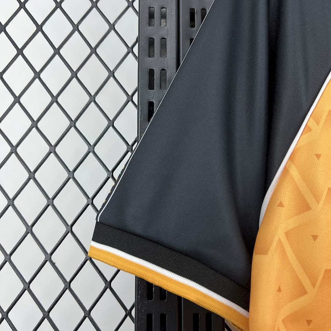 Camisa Retrô Wolverhampton Wanderers 1996/98 6